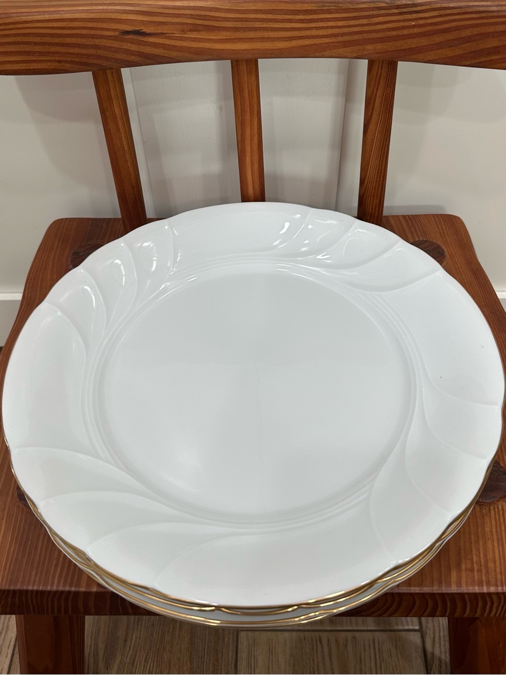 Set of 4  Mikasa White Wedding Band Dinner Plates Fine China